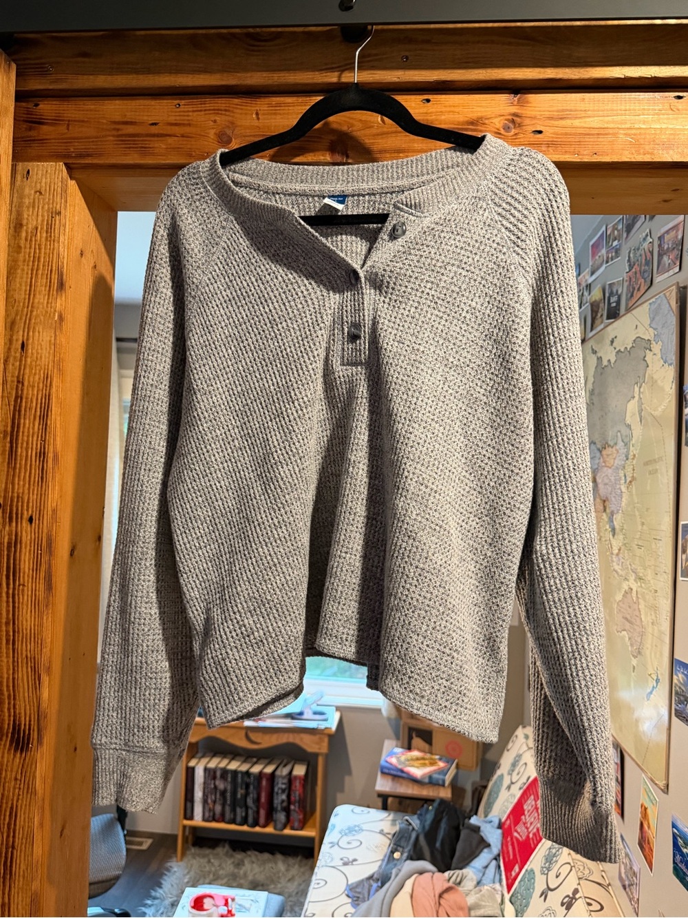 Old Navy Heather Gray Waffle Knit Henley Sweater